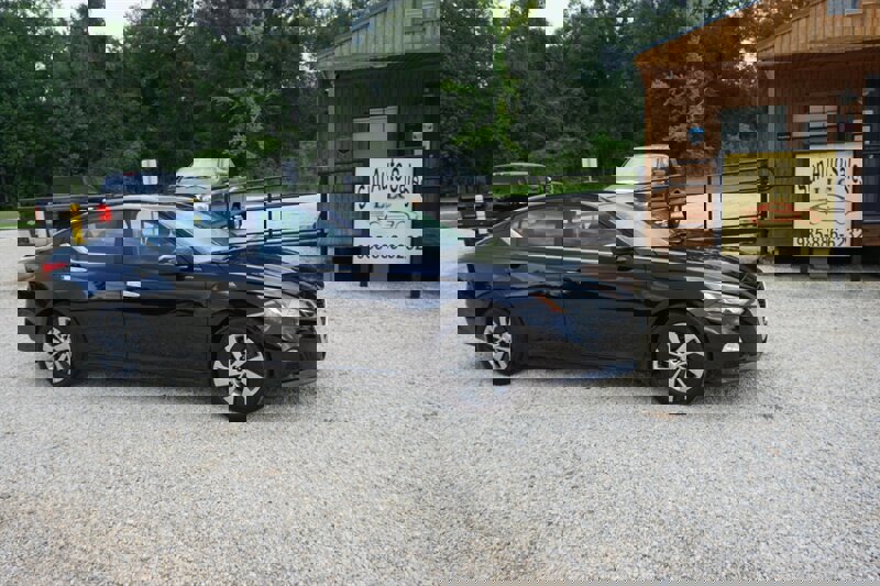 Used 2021 Nissan Altima 2.5 S w/ Driver Assist Package image 1