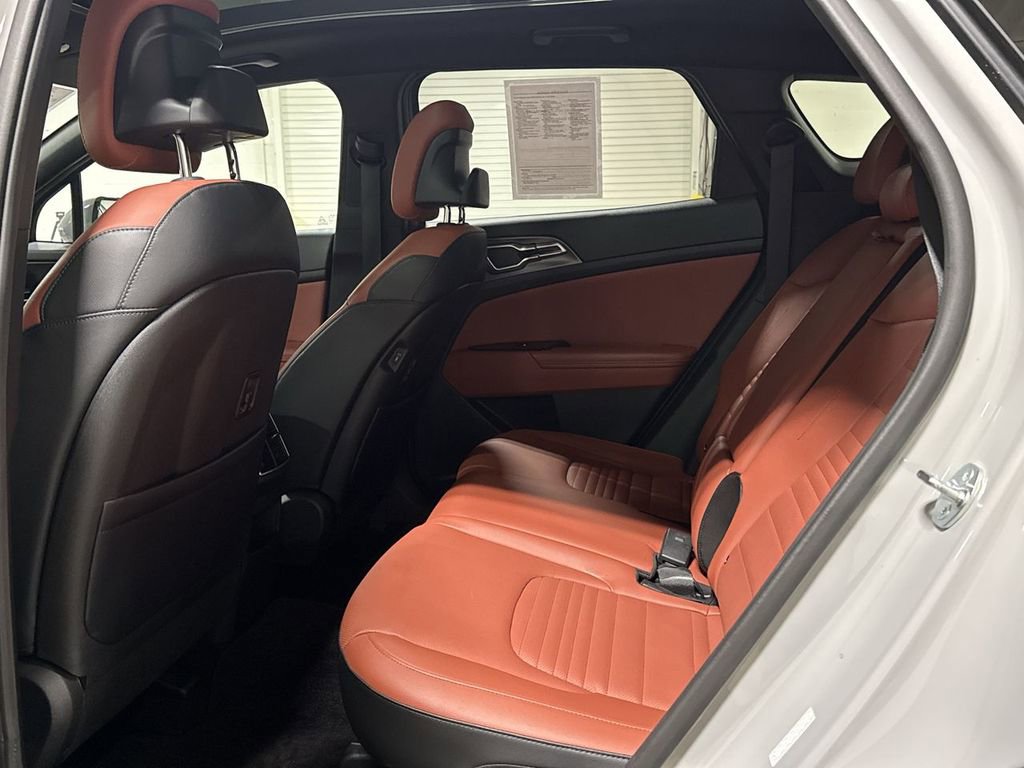 Used 2024 Kia Sportage SX image 24