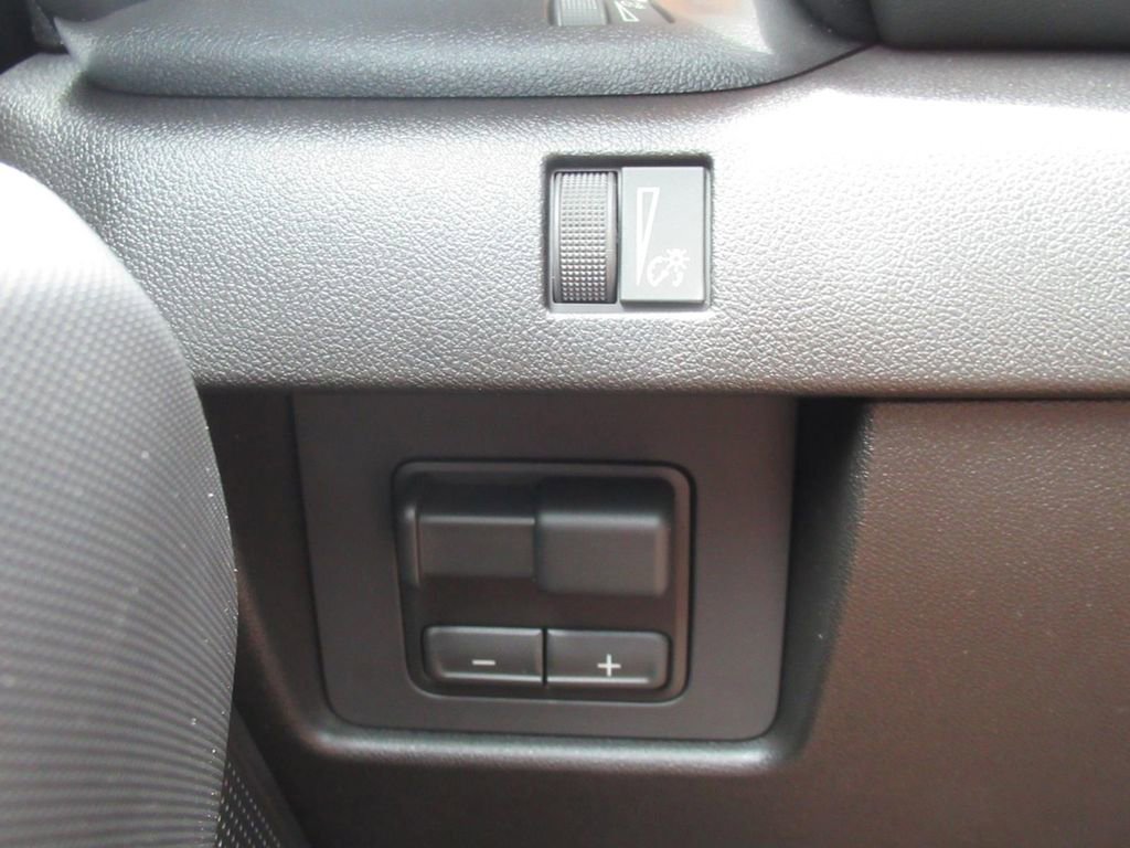 New 2026 GMC Canyon Elevation w/ Convenience Package RWD image 21
