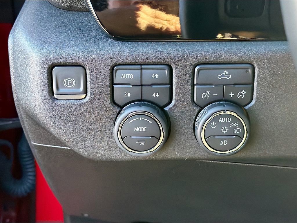 Used 2024 Chevrolet Silverado 1500 RST w/ Z71 Off-Road Package image 33