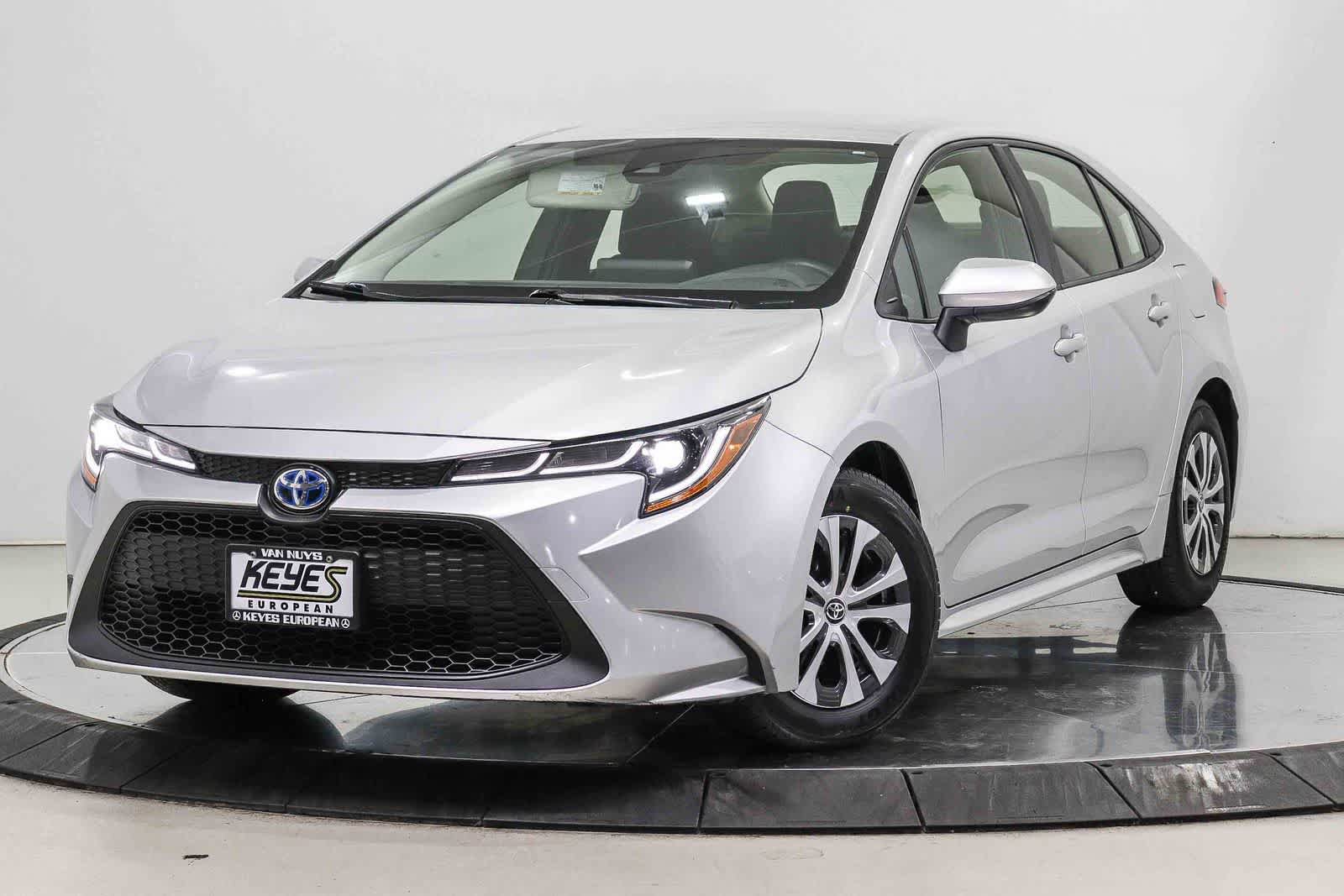 Used 2022 Toyota Corolla LE FWD image 1