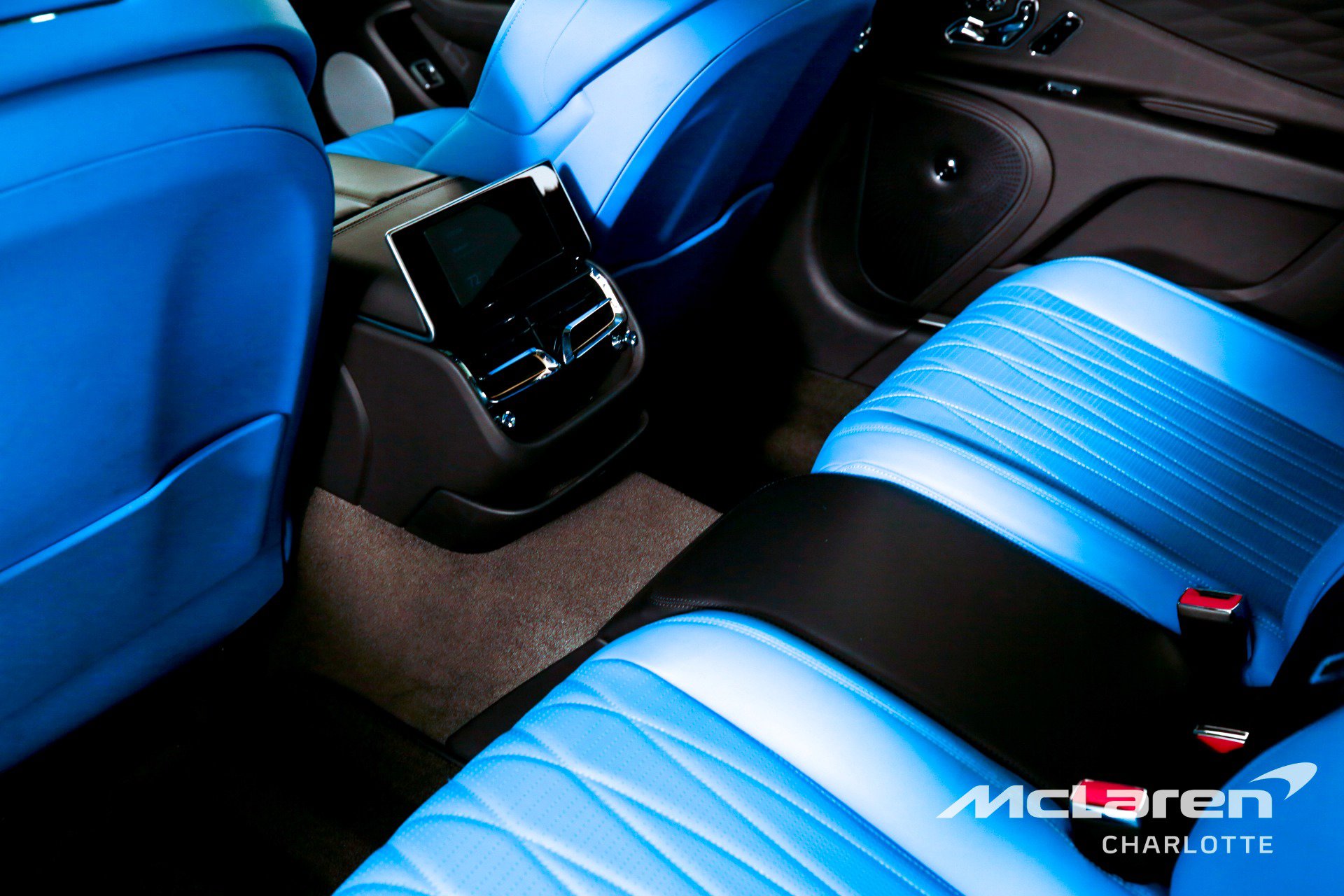 Used 2021 Bentley Flying Spur W12 image 19