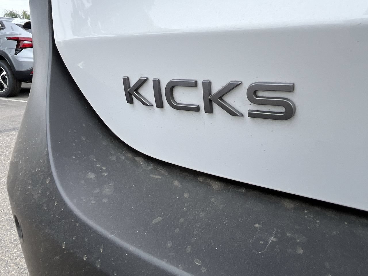 Used 2025 Nissan Kicks SR AWD/4WD image 28