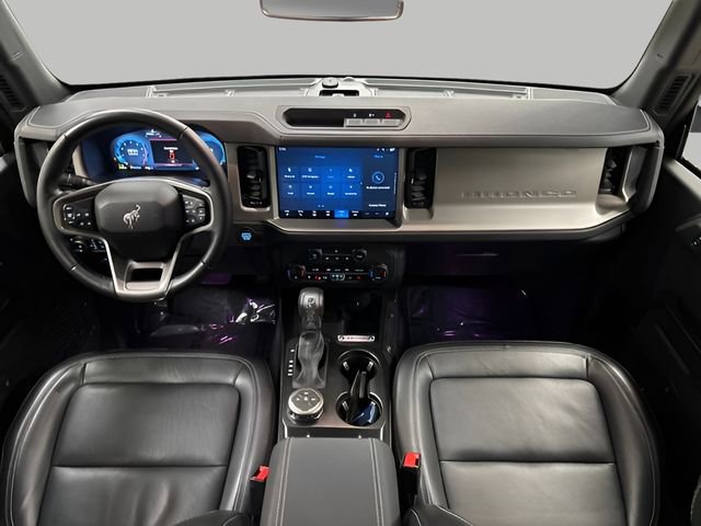 Used 2025 Ford Bronco Outer Banks image 12