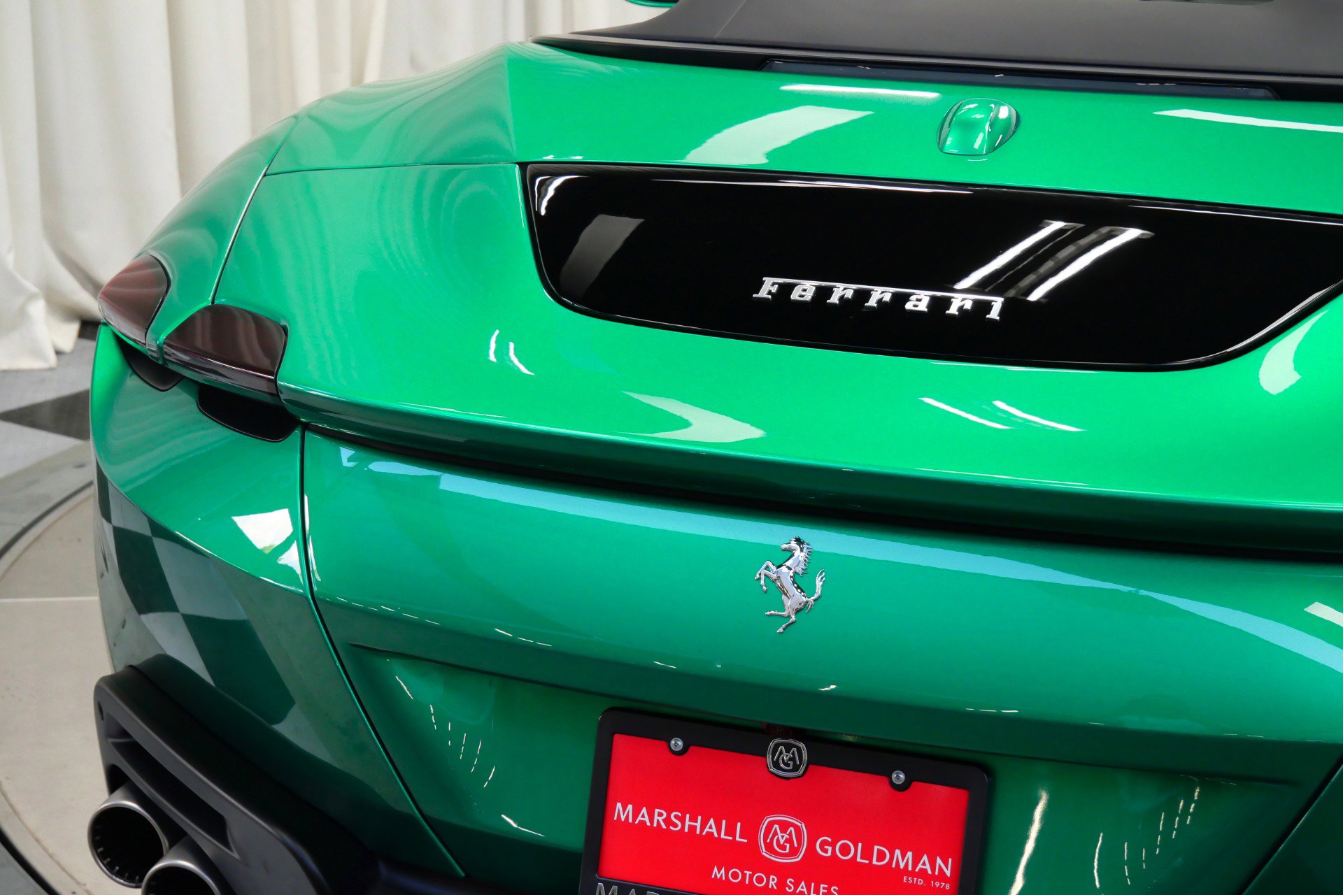 Used 2024 Ferrari Roma Spider image 38