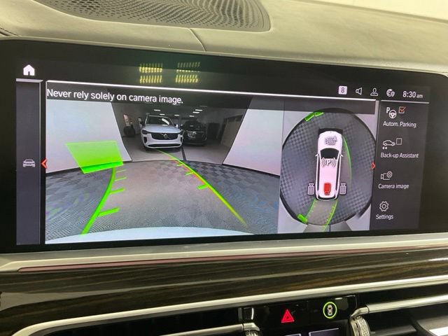 Used 2020 BMW X7 M50i w/ Dynamic Handling Package AWD/4WD image 9