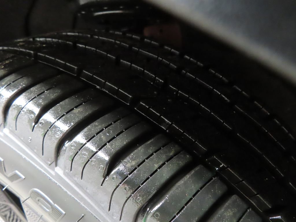 Used 2021 Chevrolet Blazer LT w/ LPO, Black Accent Package AWD/4WD image 7