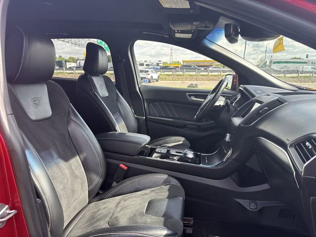 Used 2020 Ford Edge ST w/ Equipment Group 401A AWD/4WD image 21
