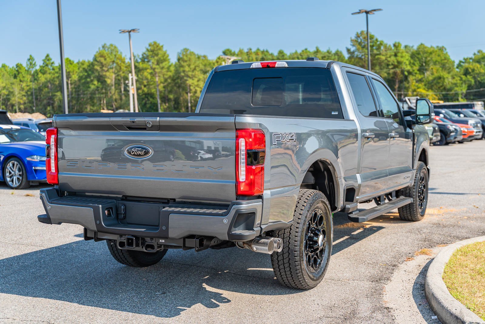 New 2025 Ford F250 Lariat w/ Black Appearance Package image 7