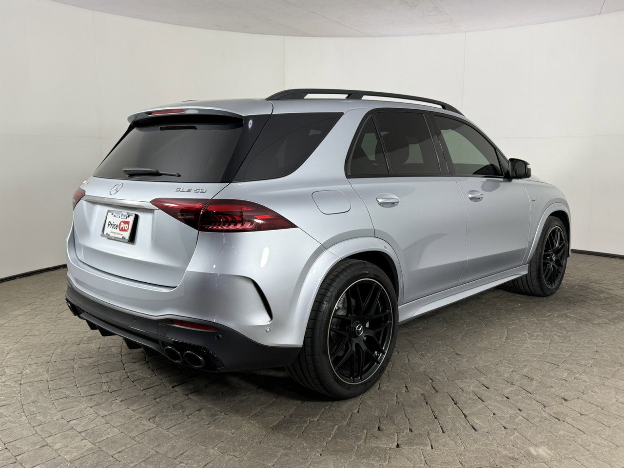 Used 2025 Mercedes-Benz GLE 53 AMG 4MATIC image 9
