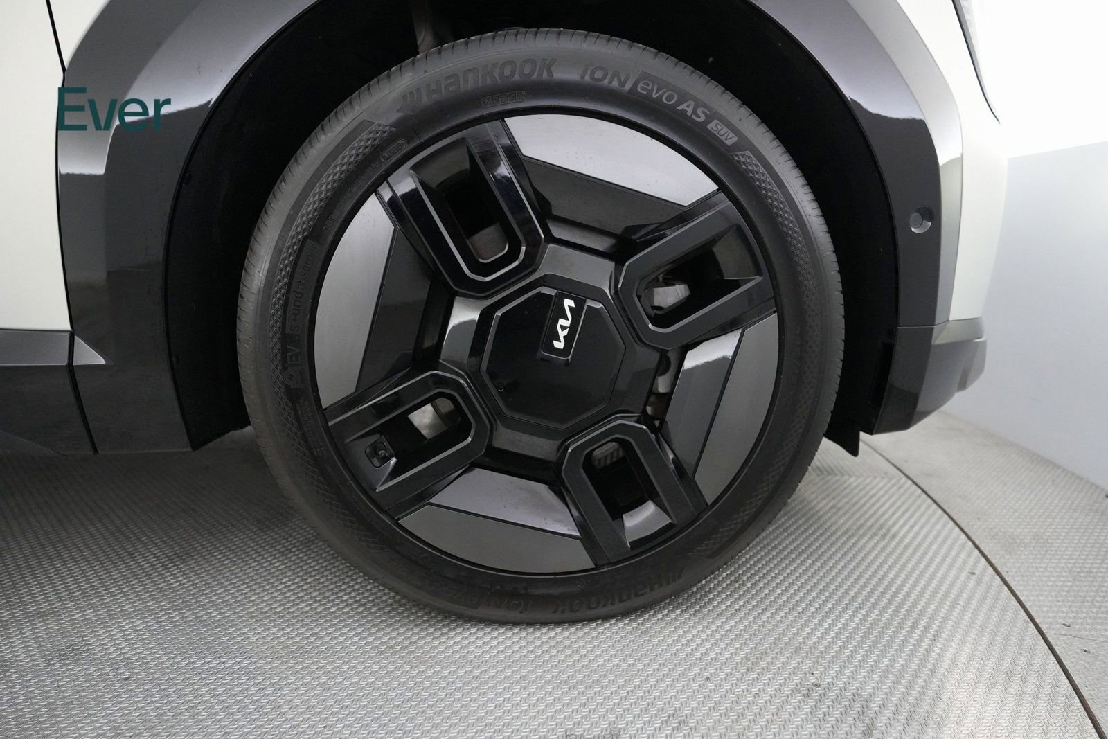 Used 2024 Kia EV9 GT-Line image 19