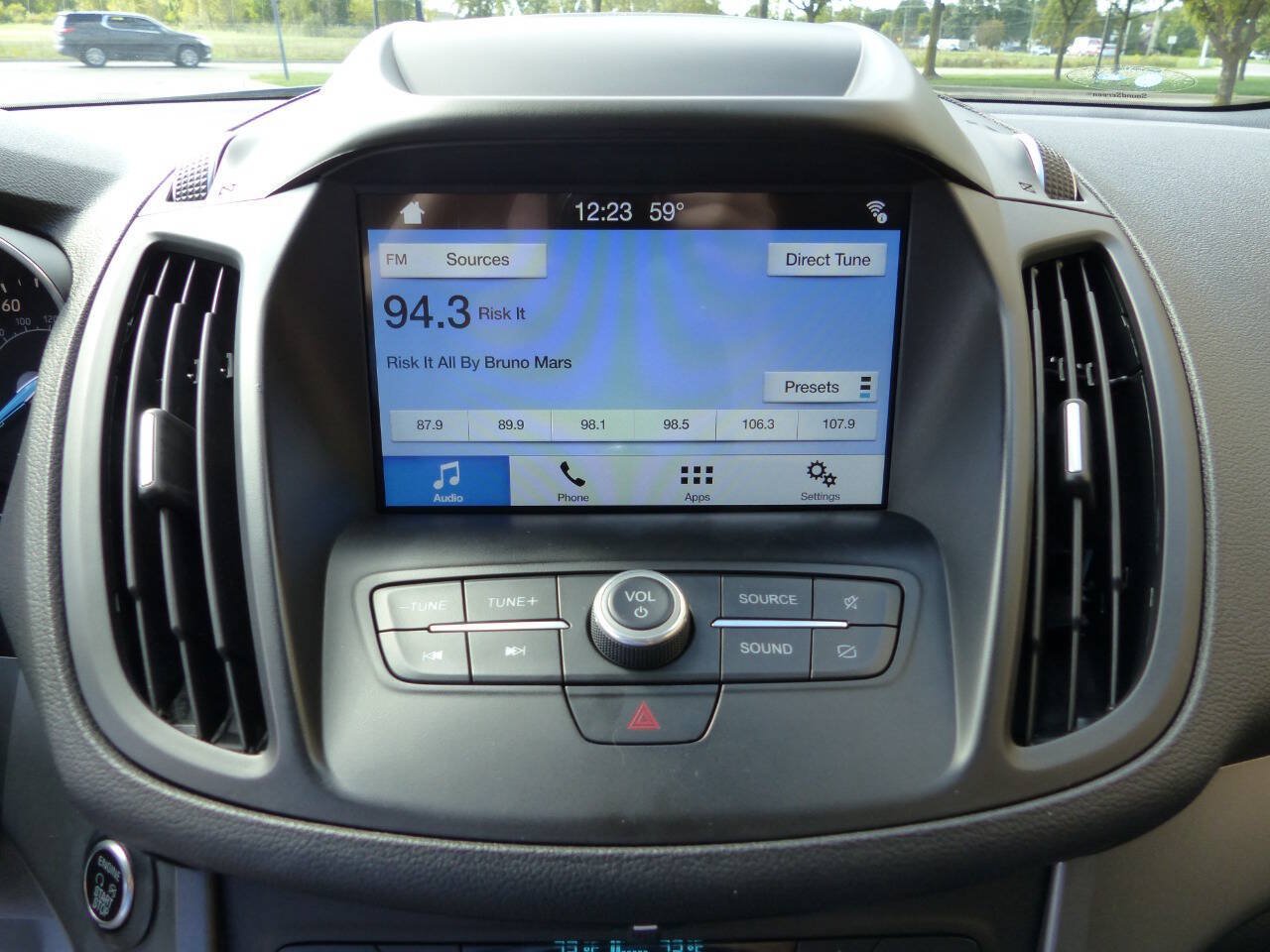 Used 2019 Ford Escape SEL FWD image 31