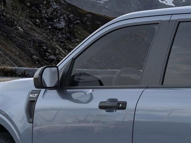 New 2025 Ford Maverick XLT w/ XLT Luxury Package FWD image 21