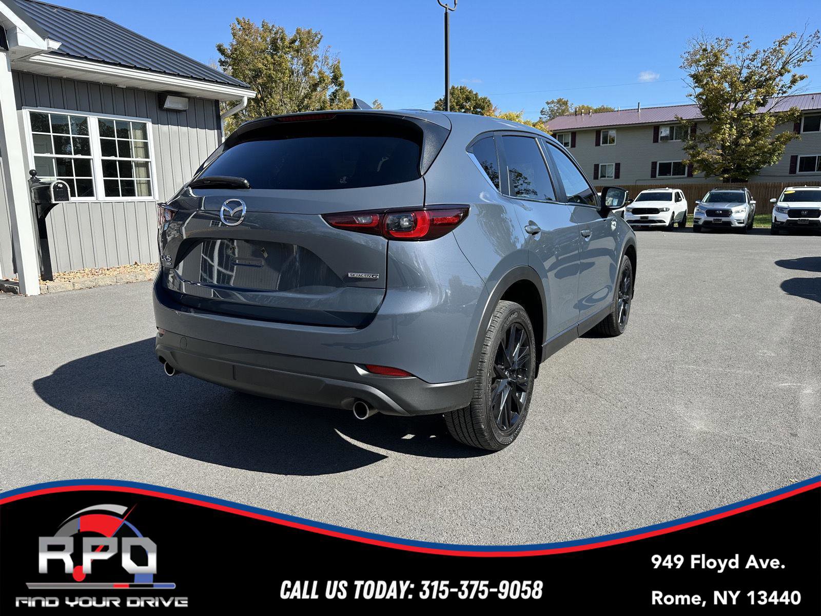 Used 2023 MAZDA CX-5 Carbon Edition image 5