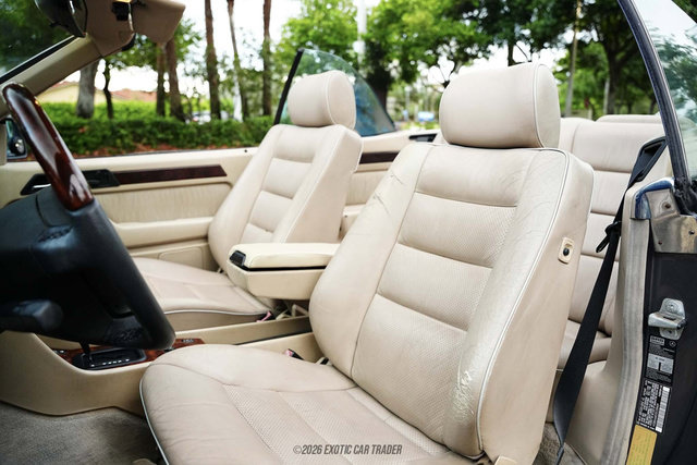 Used 1995 Mercedes-Benz E 320 Convertible image 33