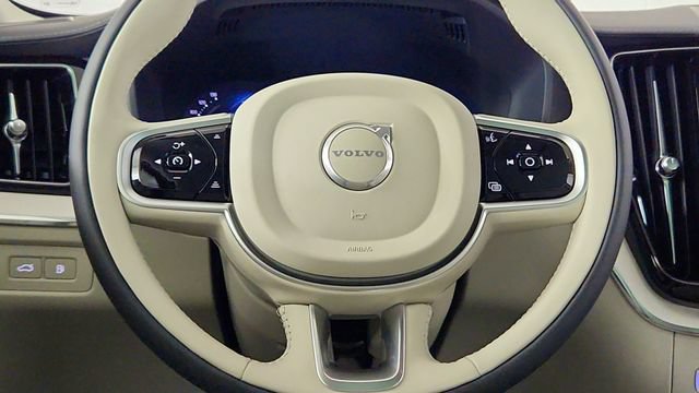 New 2026 Volvo XC60 T8 Ultra w/ Climate Package PRO AWD/4WD image 25