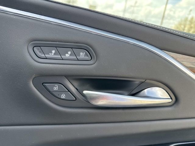 Used 2023 Cadillac Escalade Premium Luxury image 10