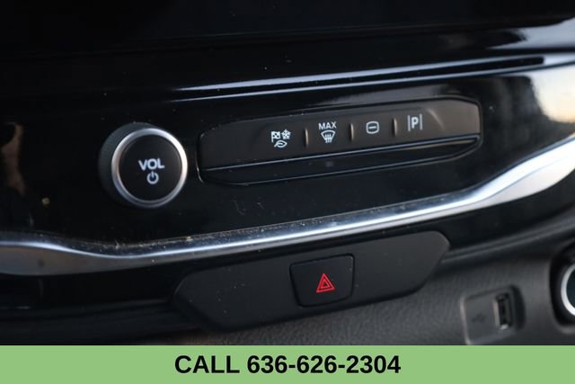 Used 2023 Ford Transit 350 XLT image 22