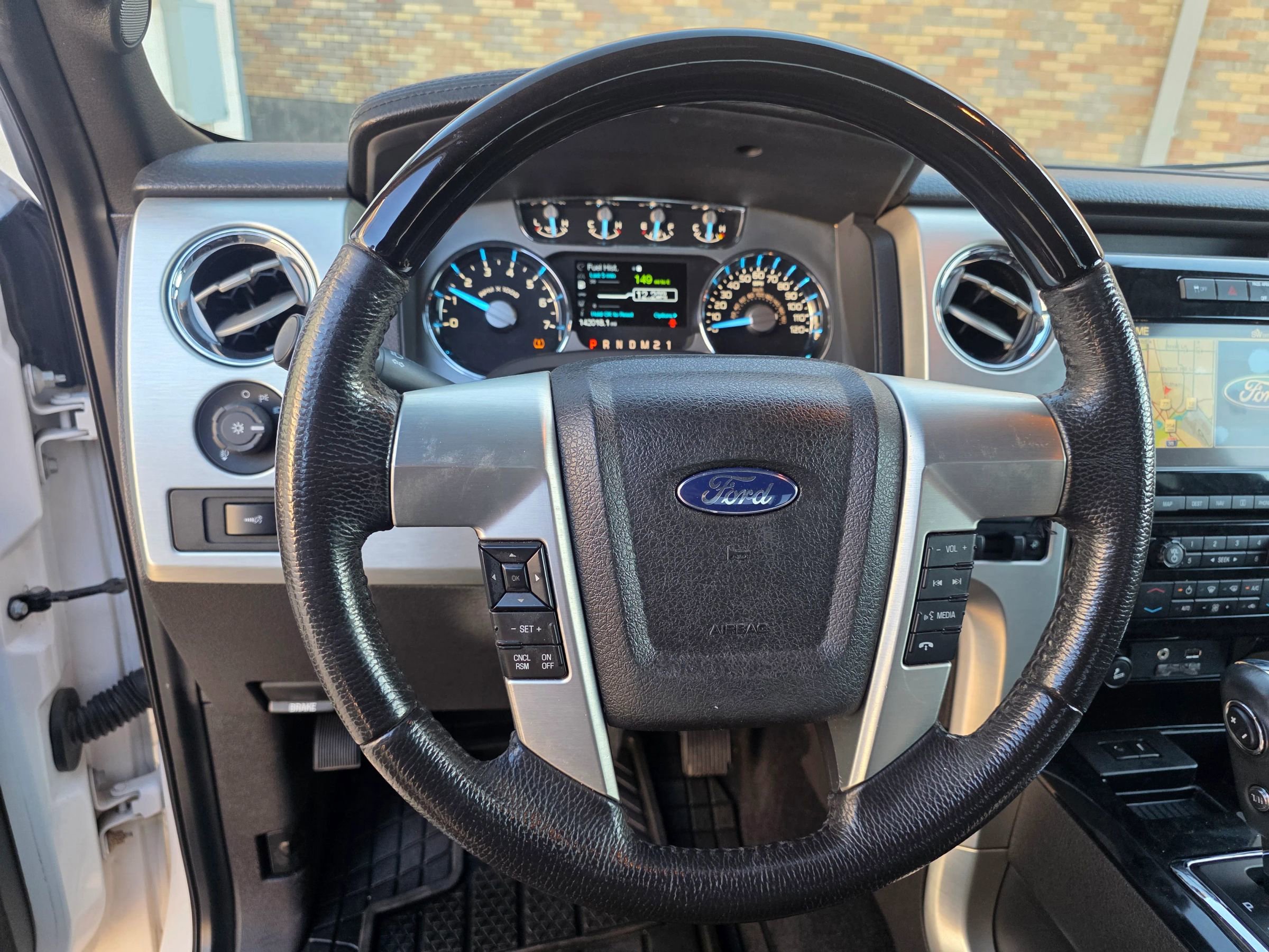 Used 2011 Ford F150 Platinum AWD/4WD image 30
