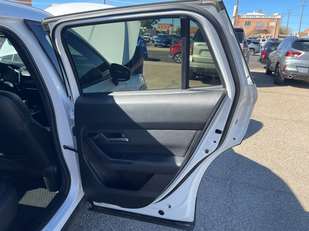 Used 2023 MAZDA CX-50 2.5 S w/ Preferred Plus Pkg image 17