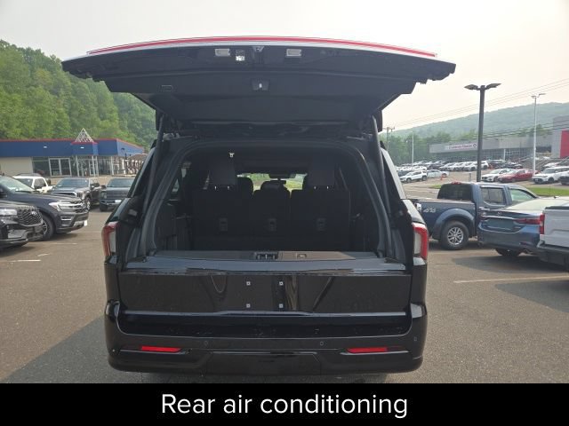 New 2027 Lincoln Navigator L Reserve w/ Jet Appearance Package AWD/4WD image 11