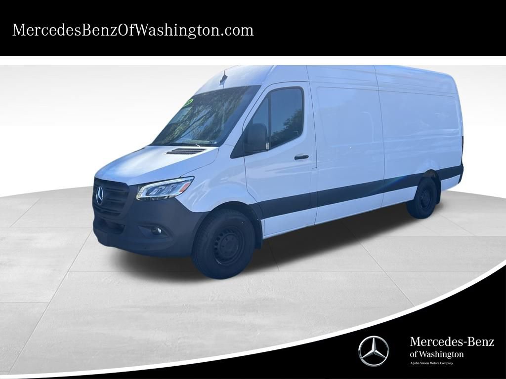 Used 2024 Mercedes-Benz Sprinter 2500 image 1