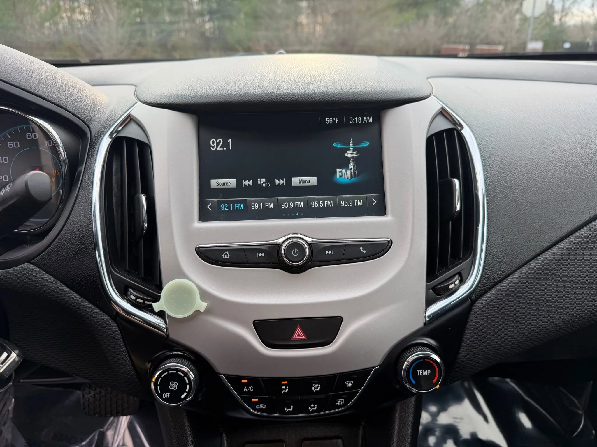 Used 2017 Chevrolet Cruze LS image 18