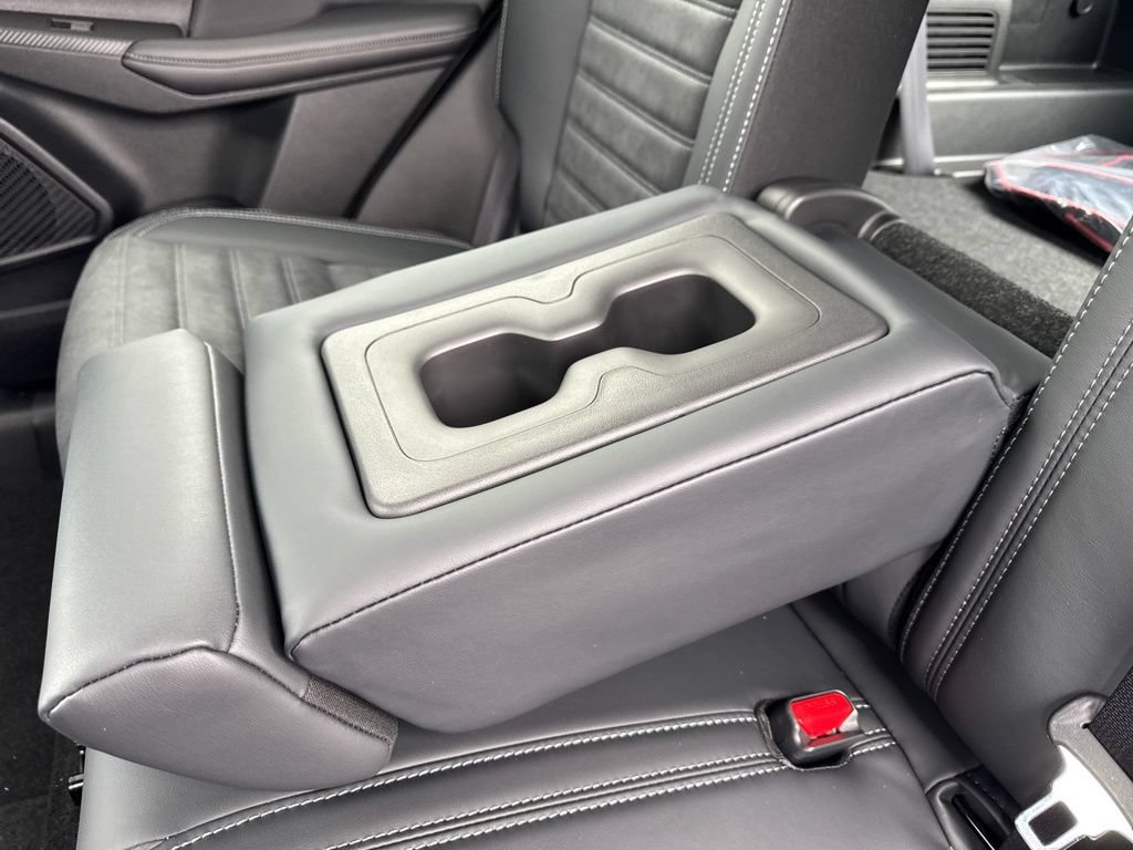 New 2026 Mitsubishi Outlander AWD image 28