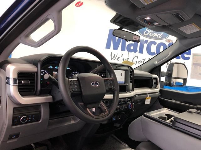 New 2026 Ford F250 XL w/ XL Chrome Package AWD/4WD image 14