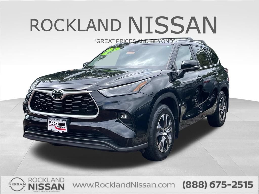 Used 2023 Toyota Highlander XLE
