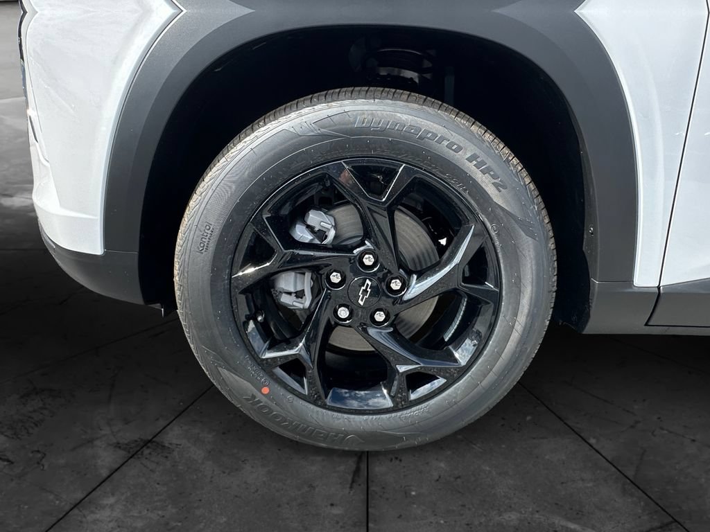 New 2026 Chevrolet Trax LT w/ Driver Confidence Package FWD image 14