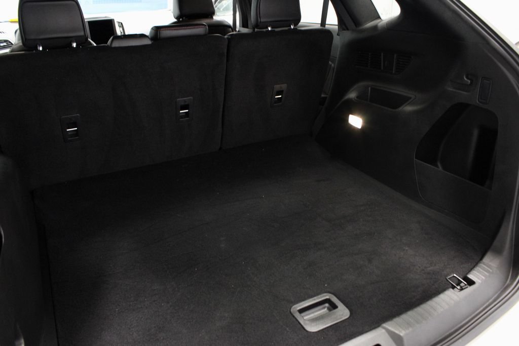 Certified 2024 Ford Edge ST-Line AWD/4WD image 15