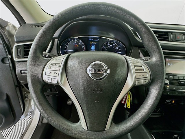 Used 2016 Nissan Rogue S image 11