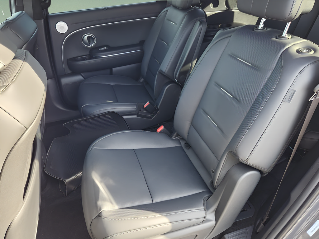 New 2026 Hyundai Palisade Calligraphy AWD/4WD image 11
