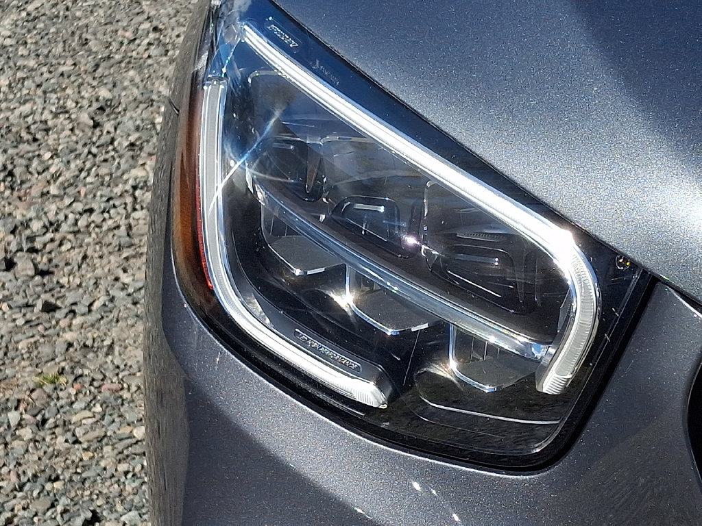 Used 2020 Mercedes-Benz GLC 300 4MATIC image 34