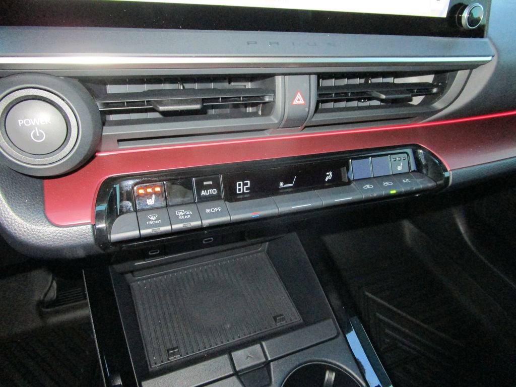 Used 2026 Toyota Prius Plug-In Hybrid image 27