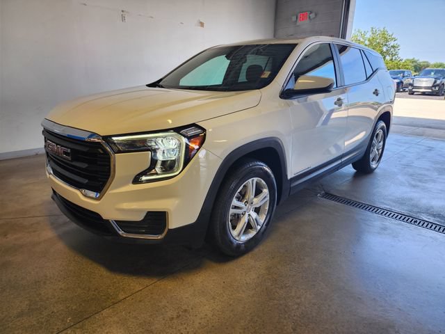 Certified 2024 GMC Terrain SLE AWD/4WD image 8