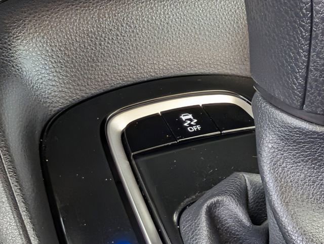 Used 2025 Toyota Corolla LE FWD image 15