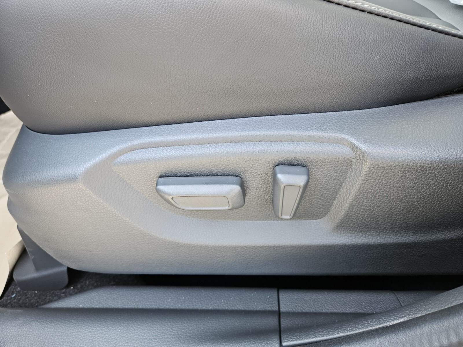 New 2026 Mitsubishi Eclipse Cross AWD image 9