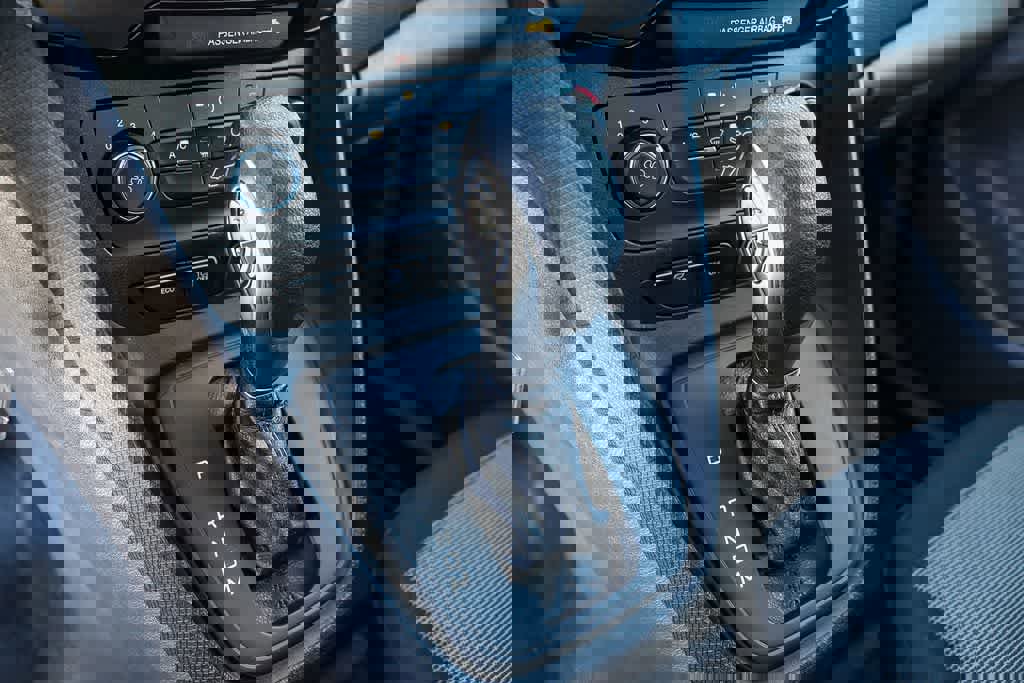 Used 2023 Ford Transit Connect XL image 20