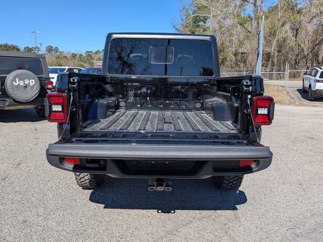 New 2026 Jeep Gladiator Sport AWD/4WD image 13