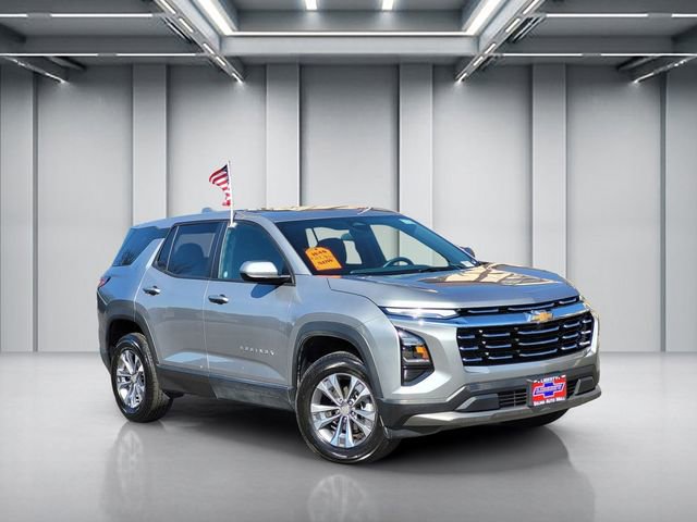 Used 2025 Chevrolet Equinox LT image 1