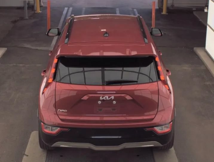 Used 2023 Kia Niro Wind FWD image 18
