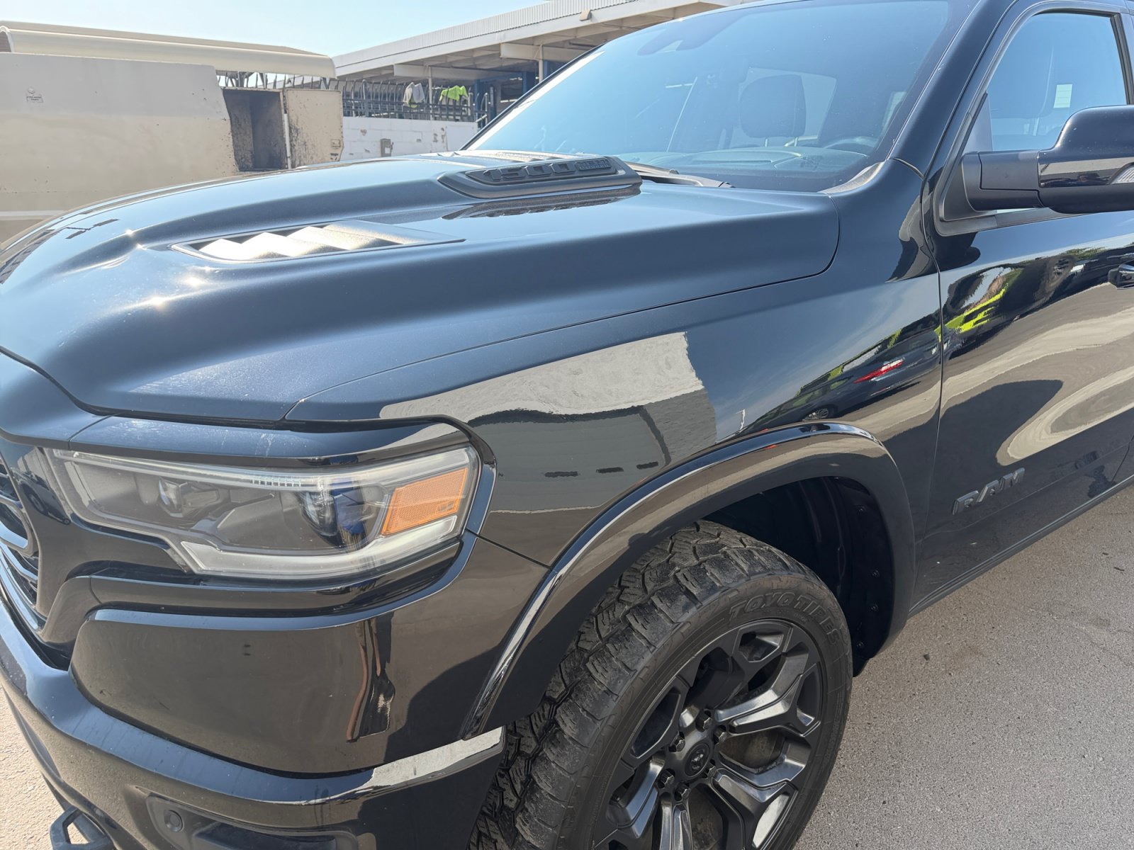 Used 2023 RAM 1500 Limited AWD/4WD image 10