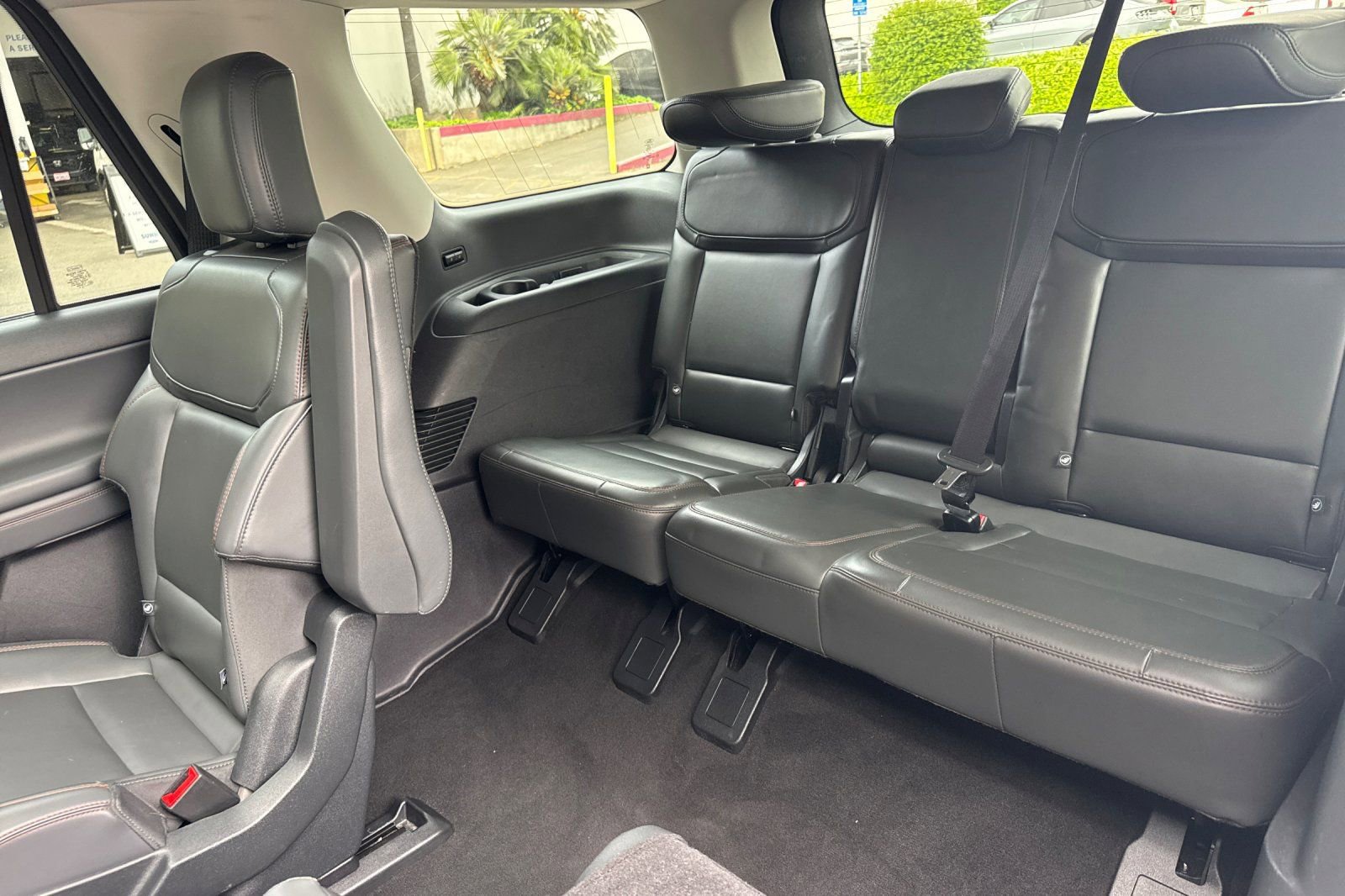 Certified 2025 Ford Expedition Active image 16