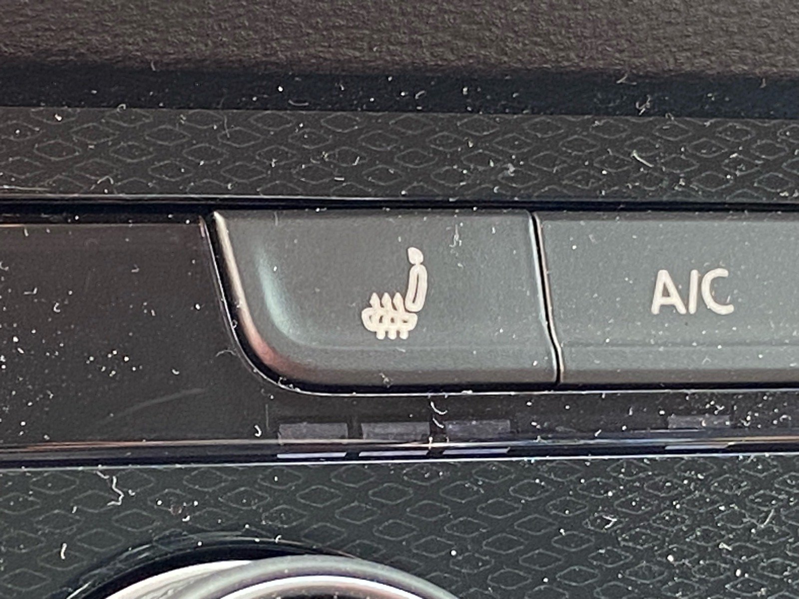 Certified 2025 Volkswagen Taos S AWD/4WD image 13