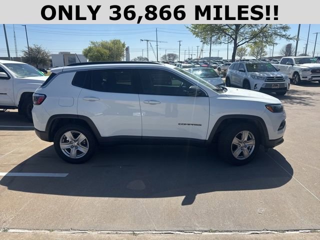 Used 2022 Jeep Compass Latitude w/ Sun and Sound Group image 2