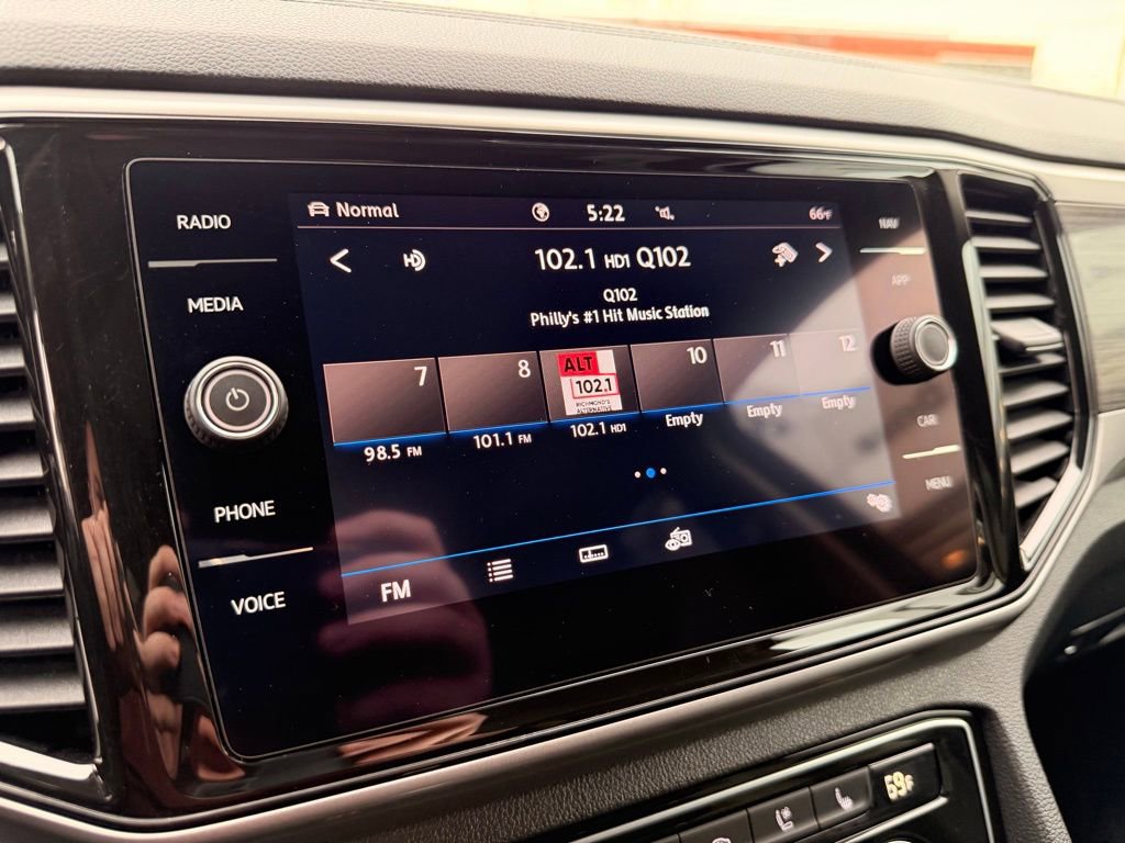 Used 2021 Volkswagen Atlas SEL Premium image 22