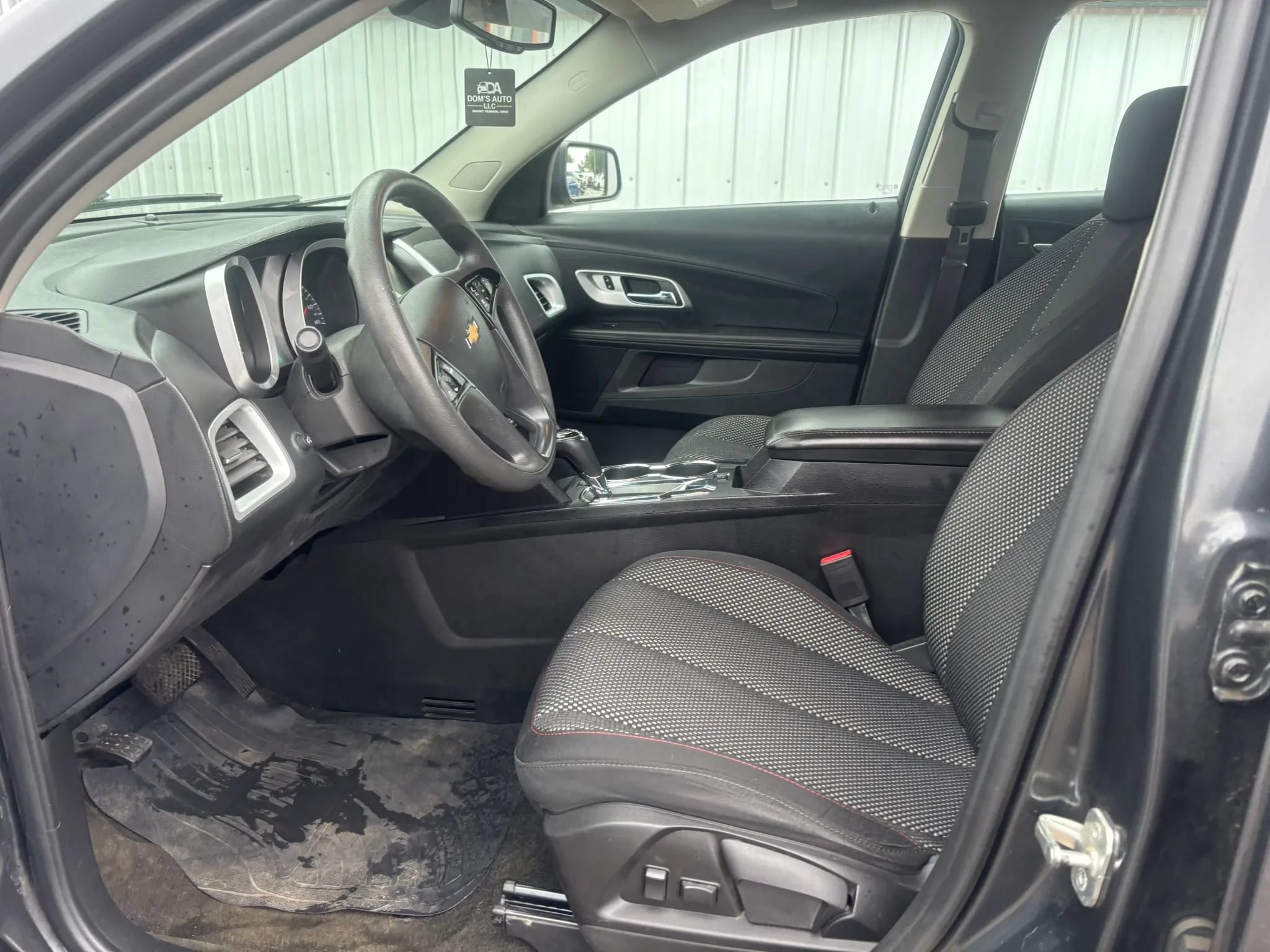 Used 2017 Chevrolet Equinox LS AWD/4WD image 18