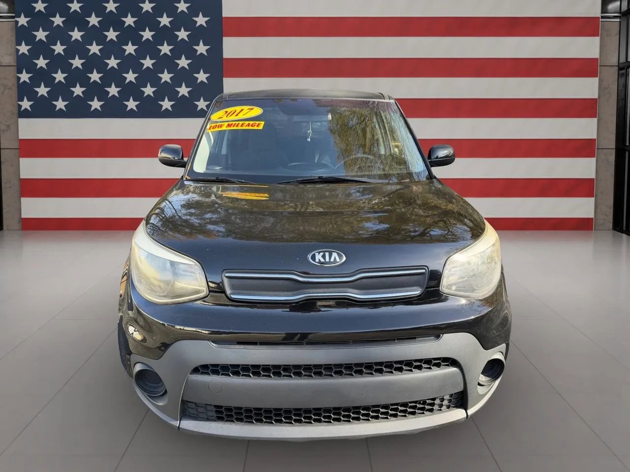 Used 2017 Kia Soul EV w/ Convenience Package image 10